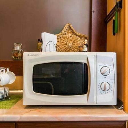 Уютная Квартирка В Центре Тбилиси! Kültér fotó