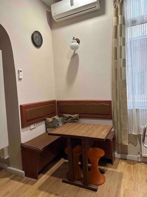 Уютная Квартирка В Центре Тбилиси! Kültér fotó